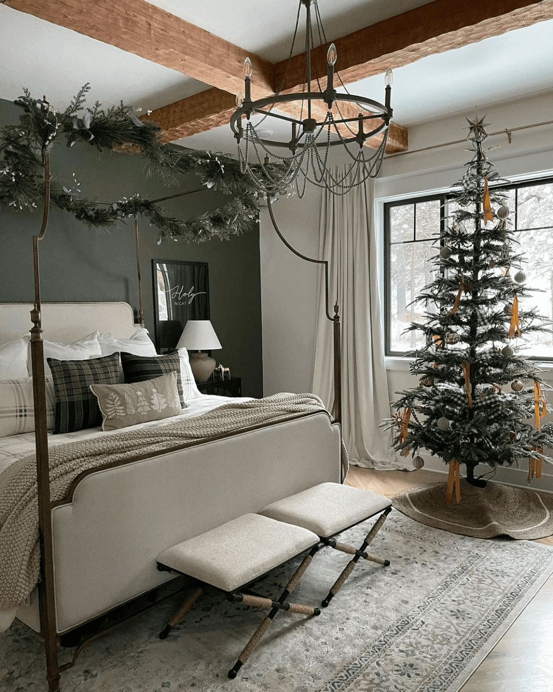 Bedroom King of Christmas Decorating Ideas