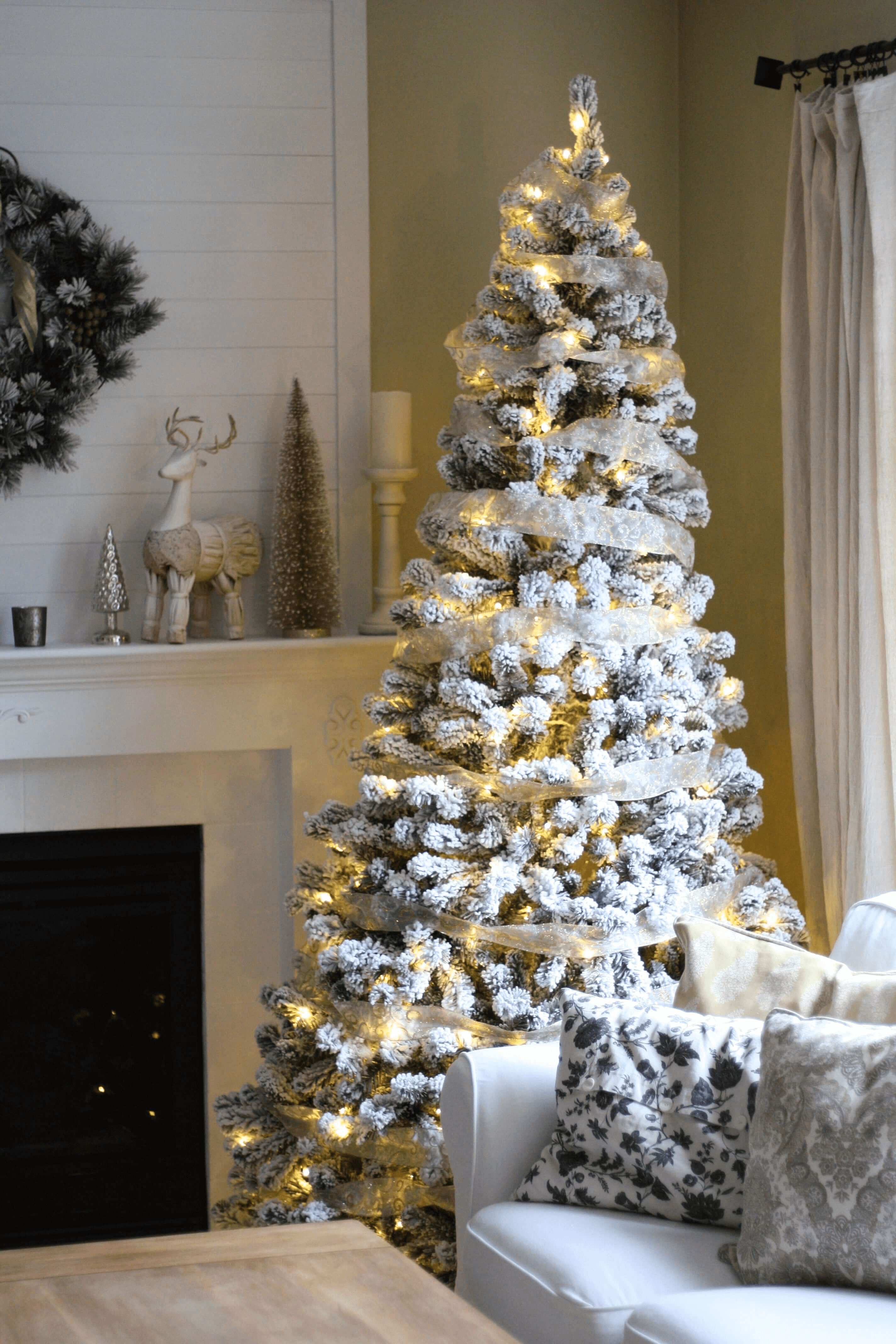 60 Feet Christmas White Tinsel Garland, White Garland for Christmas Tree, White Christmas Garland Ornament Glitter Tinsel Twist Garland for