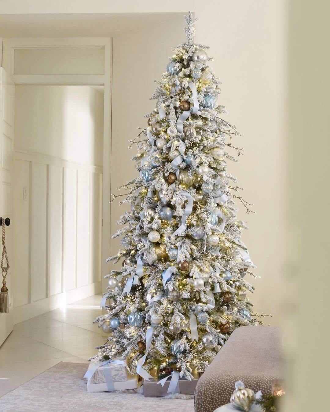 7.5ft 2024 PreLit Flocked Christmas Tree