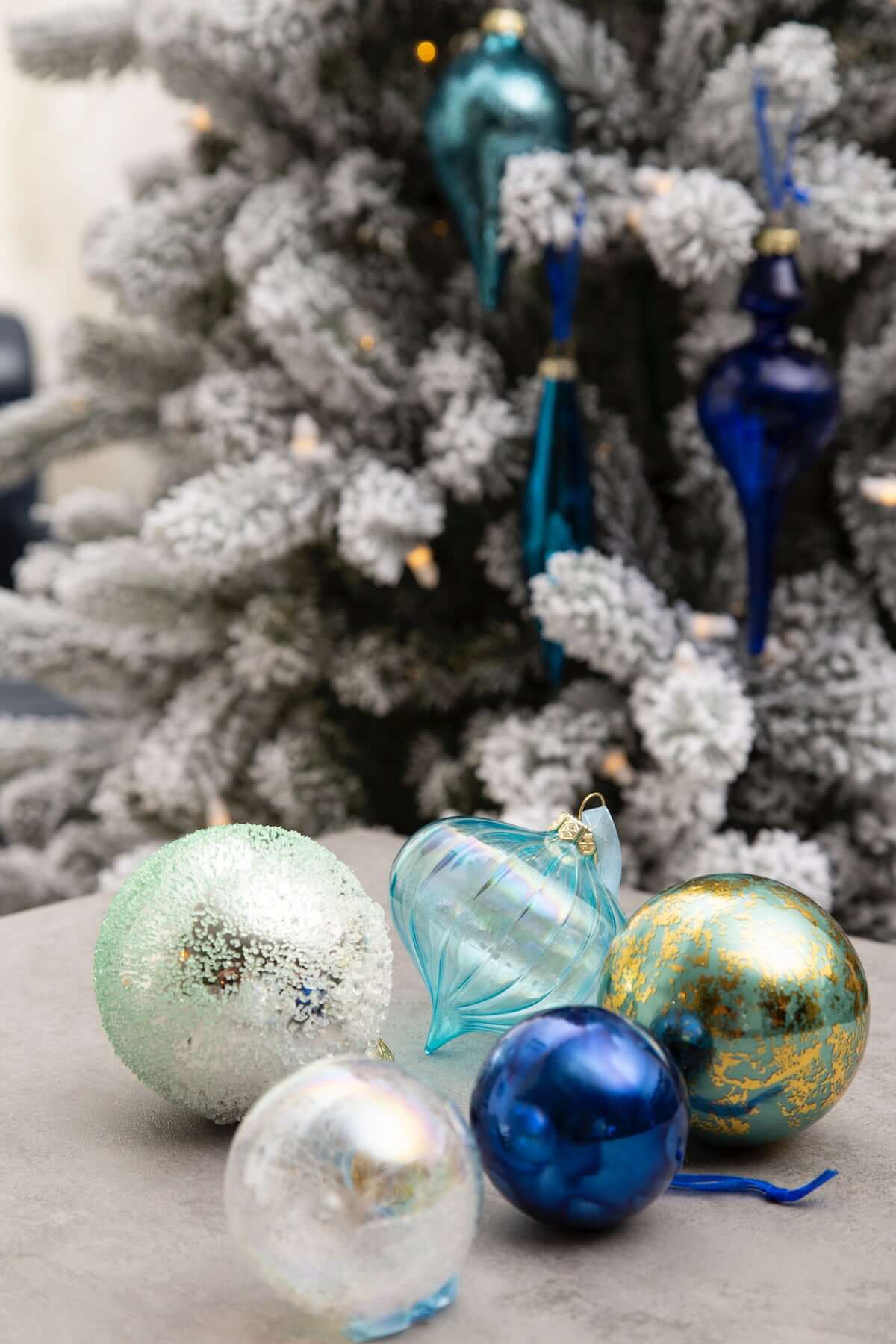 Christmas Ornaments Set of 36 - Beautiful [Gold] Christmas Tree Decorations  Ornaments Set - 6 Style Christmas Ball Ornaments - Shatterproof/Pre-Strung
