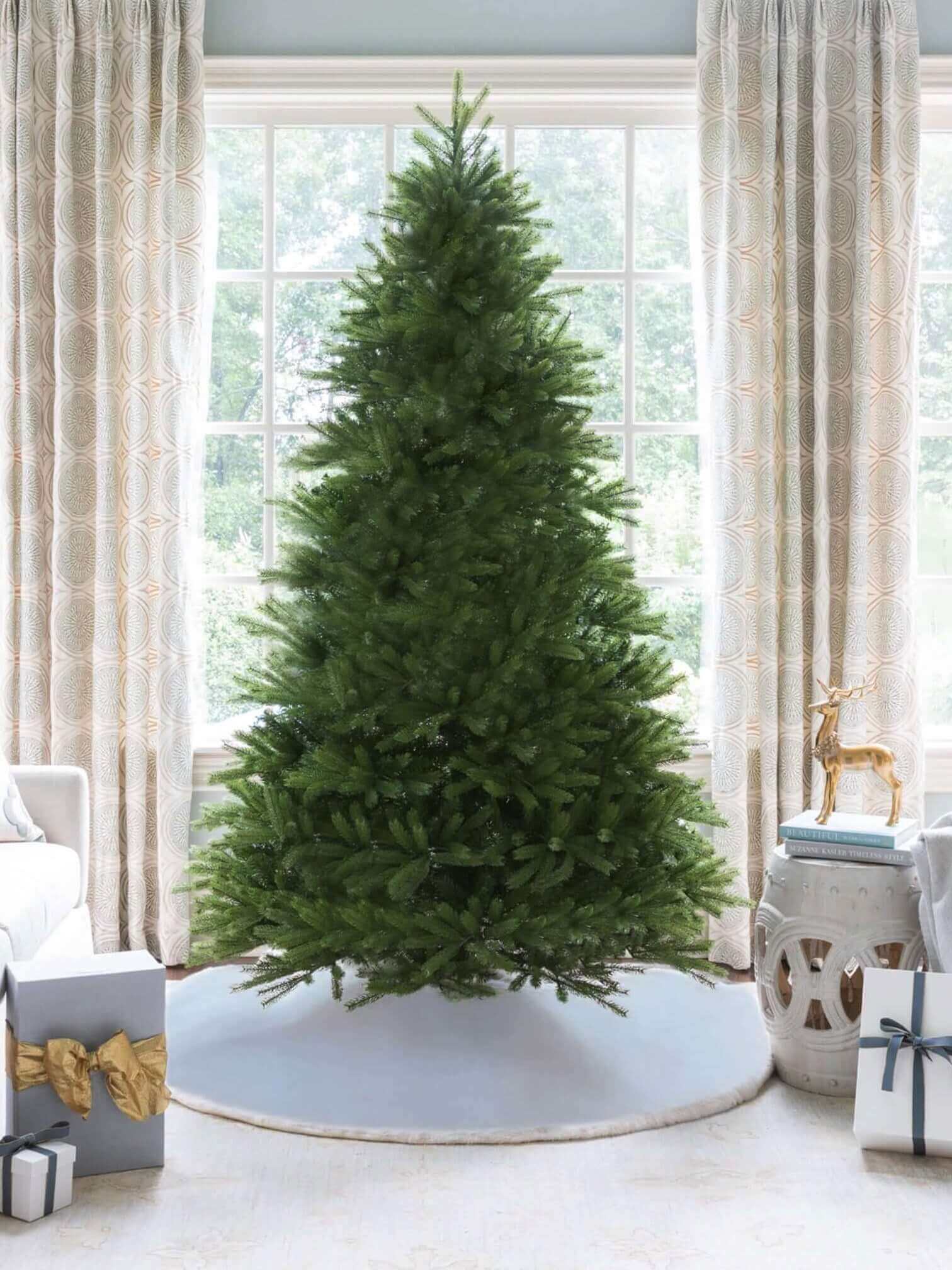 White artificial deals christmas tree clearance